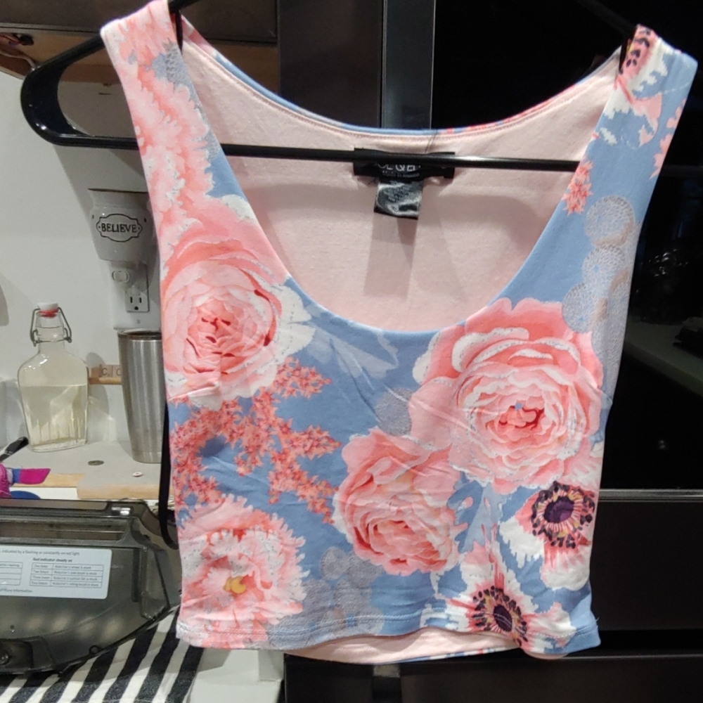 Very adorable skirt and top